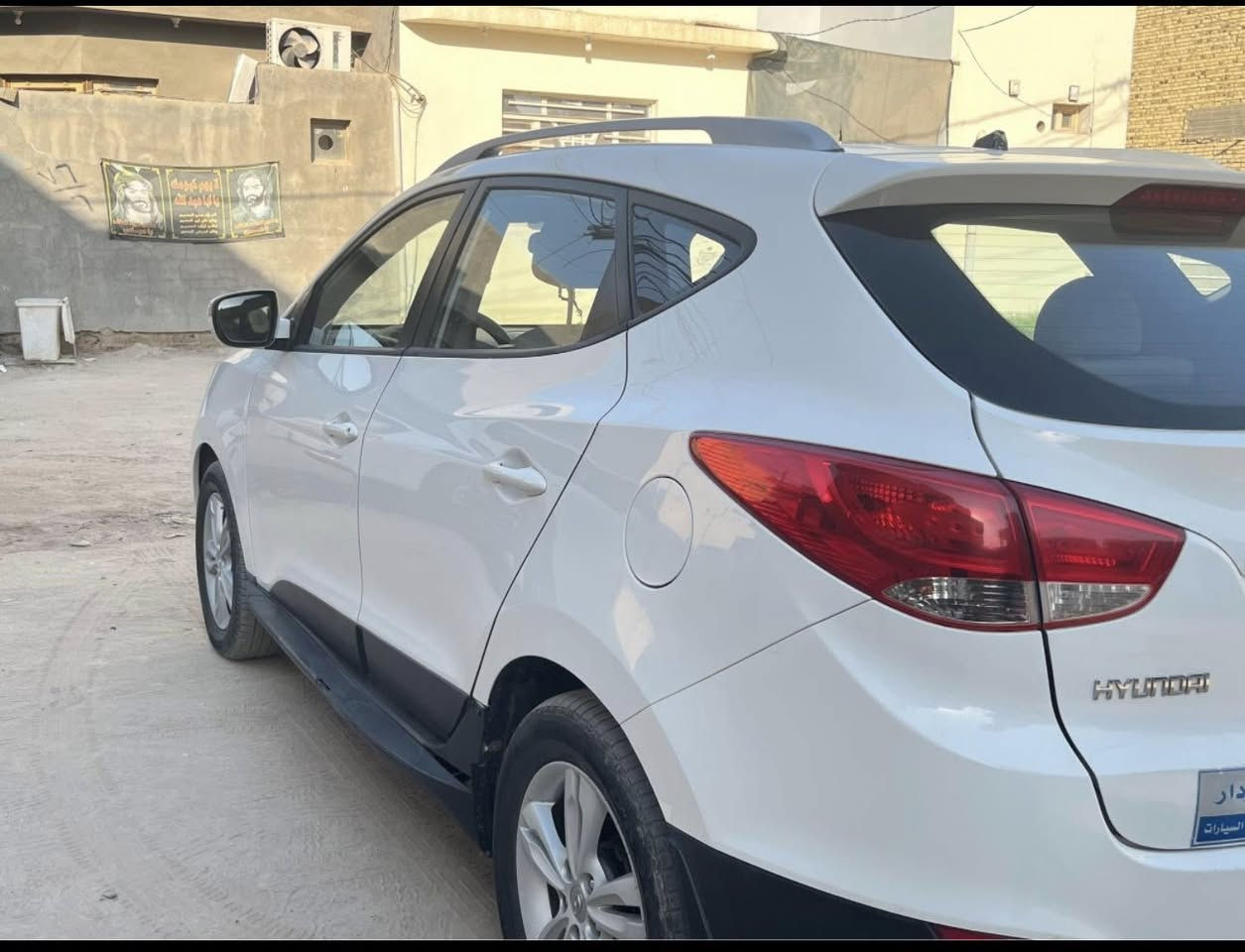 السلام عليكم توكسان 2014 
بيهه بارد ماشر كارت بل قماره
سعر 135 وبيهه مجال شي قليل 
عنوان نجف حي الامير ***********
