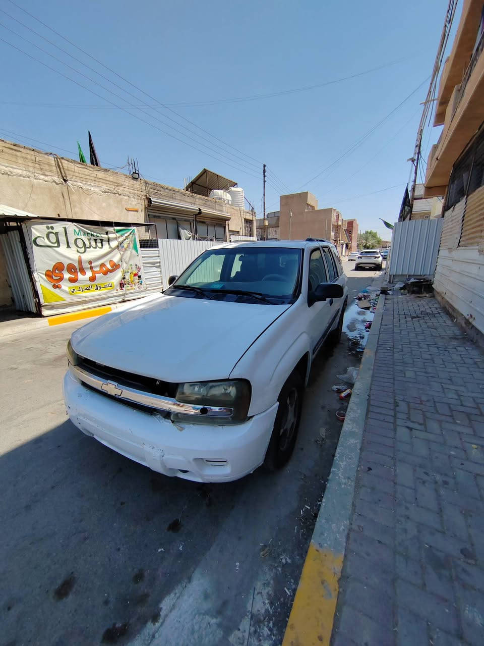 للبيع بلايزر 2004 مزاد وزاره داخليه  سياره ماناقصها شي تبريد شغال سعر 47وبيها مجال مكان بغداد الحسينيه ***********
