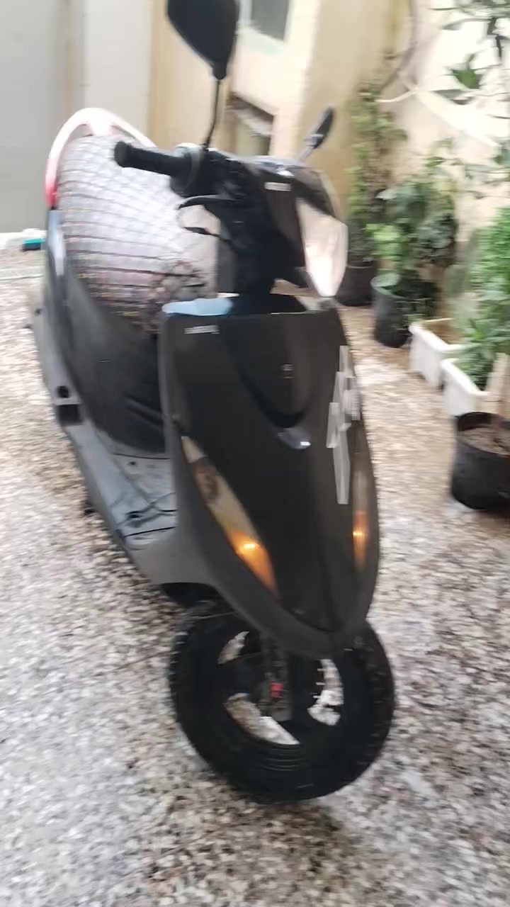 ماكس عدله للبيع رمبه كامله من كلشي بس نقصها شخاطه
السعر / ٨٠٠ وبيها مجال بسيط 
مكاني بغداد الكماليه 
*********** متواجد واتساب
