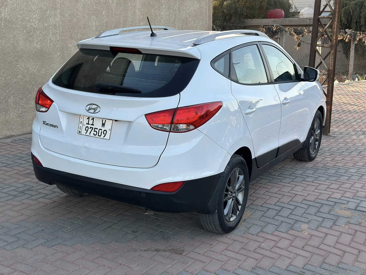 السلام عليكم توسان 2015 خليجي رقم بغداد الدولي بسمي مكفوله سونار مرفق بصور جاهزه من كلشي مكينه كير حداديه تبريد موصفاتها تحكم اسيرن كامره تبريد قطعتين ويل كروم مري تحكم اشاير بل مري جاهزة من كلشي بل عافيه عل تكون من نصيبه مكاني كربلا السعر 153 مجال قليل
***********
بيع فقط بدون مراوس
