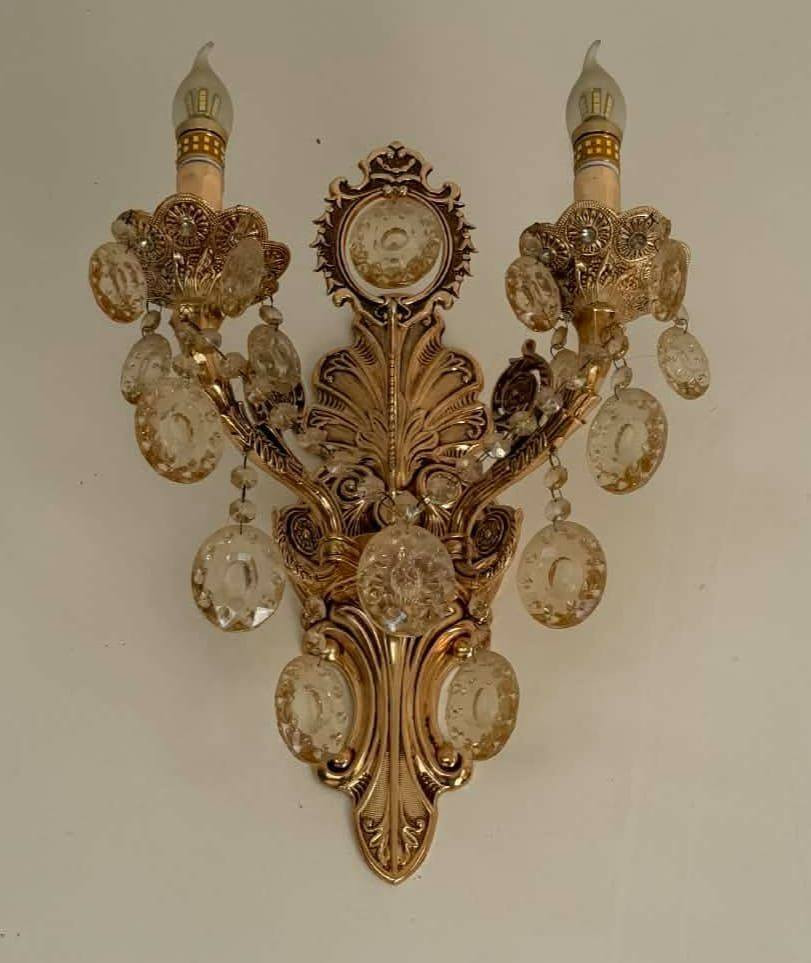 السلام عليكم عندي غراض للبيع دوشك طبي نفرين ميز طعام زجاج  مكاني الشعلة ***********
