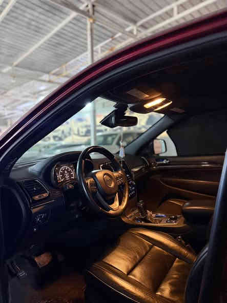 جيب2020 للبيع اوفر لاند فول مواصفات ضرر جاملغ امامي بدون دواخل شرط حت دعاميه امامي كفاله سياره ب اسمي تحويل ثاني يوم فول لل اخير محرك 8 سلندر 5700 مكاني الخمسه كيلو الرمادي السعر 280 وبي مجال ***********
