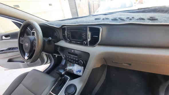 السلام عليكم سبورتج ٢٠١٧ خليجي نظيفة ماشية ٨٢ الف حقيقي وقابلة للزيادة للإستفسار الاتصال على الرقم ***********   مكانها بالسيدية
