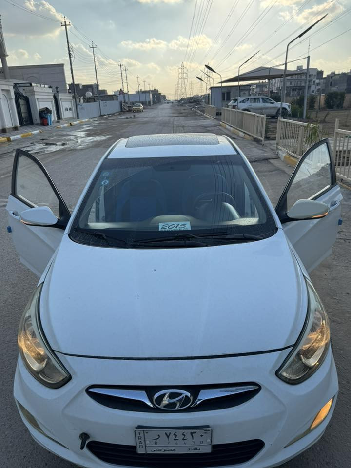 السلام عليكم .."
اكسينت 2015
ماشيه ١٠٠ الف 
خليجيه فول 1/1 
فتحه سلايت 
داخل بيجي 
تحكمات استيرن 
شاشه ايباد 
ويل فراشه 16 تاير
محرك 1600 دوش
اشاير مري 
رقم بغداد دولي بسمي شرط التحويل
السيارة بيها قطع صبغ وخدوش  
مكان السياره بغداد ( الدورة) 📍
السعر 100$ وبيها مجال بسيط
الرقم للبيع فقط 
***********
