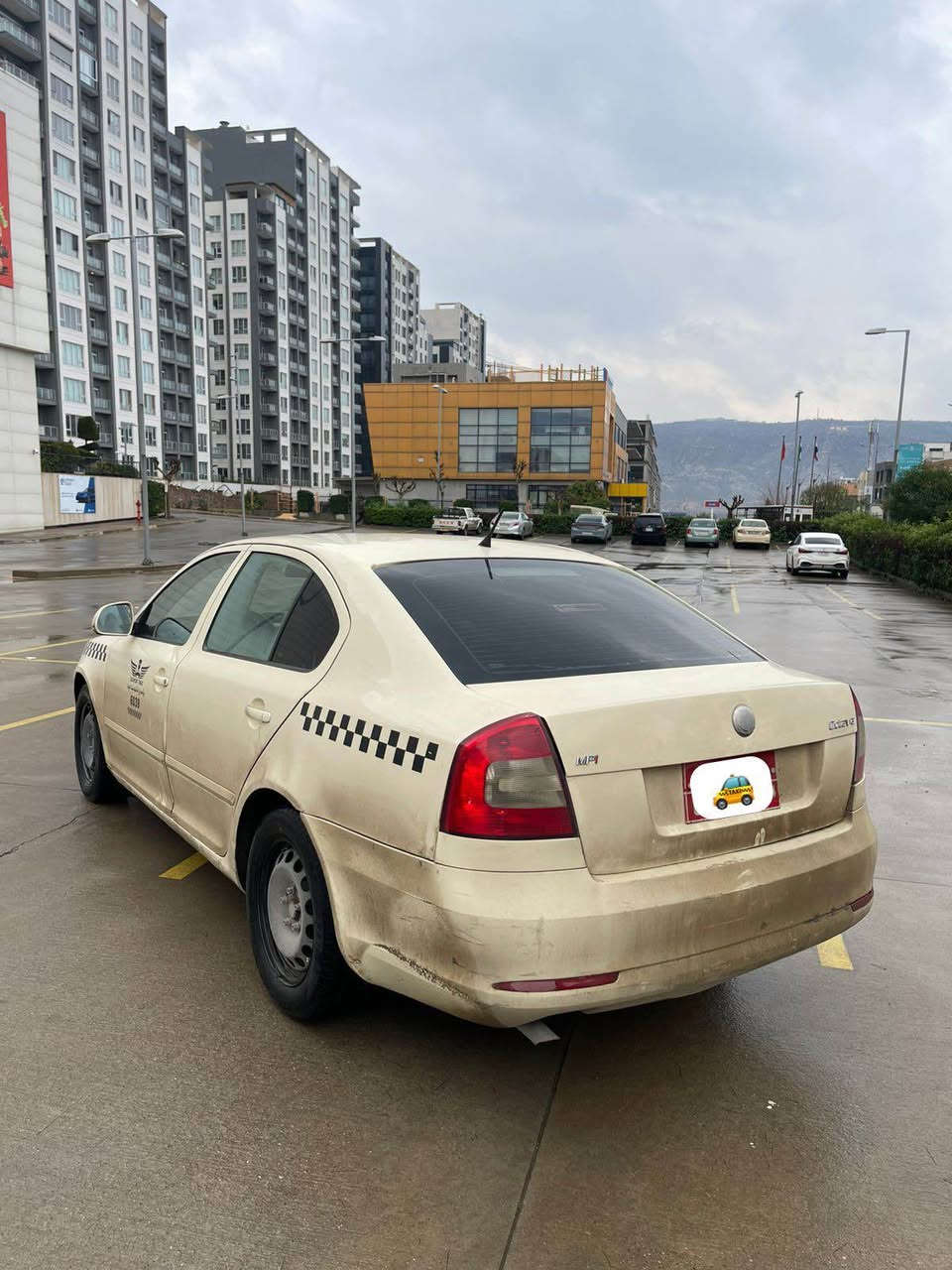 تكسي سكودا موديل ٢٠١١
كير عادي سكودا محرك ٢٠جيتا
كير محرك بشرط ضبخ 
٤قتعه ضبخ بي داخلي
سنك و بشت كبس 
غورامه ١٥ورقه دهوك, العراق


**إذا كنت صاحب هذا الإعلان وتريد حذفه لأي سبب، رجاءا أرسل رسالة إلى الدعم الفني**