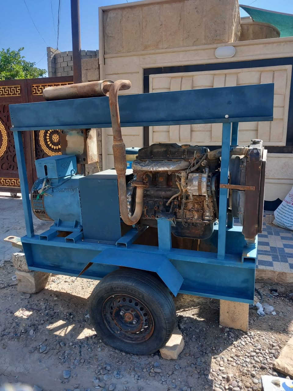 السلام عليكم
مولد كيا للبيع
محرك 2700
30 kv
120 أمبير 
لا تنقيص 
ولا تبخير
مع تانكي گاز مغلون 600 لتر 
***********
