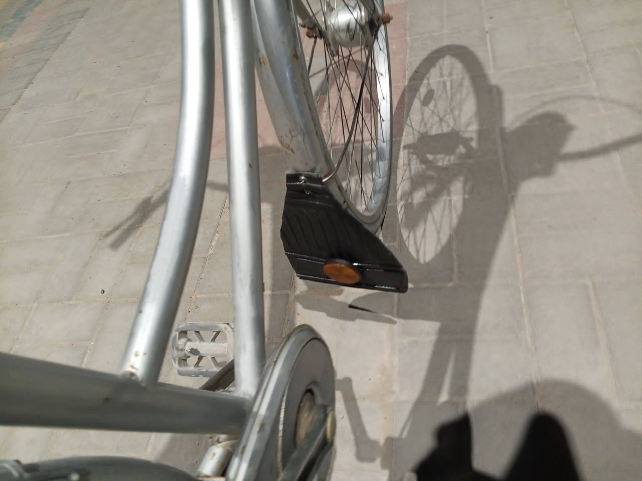 سلام عليكم باسكل للبيع حجم 27 مكان سماوه سعر خاص
رقم الهاتف ***********
