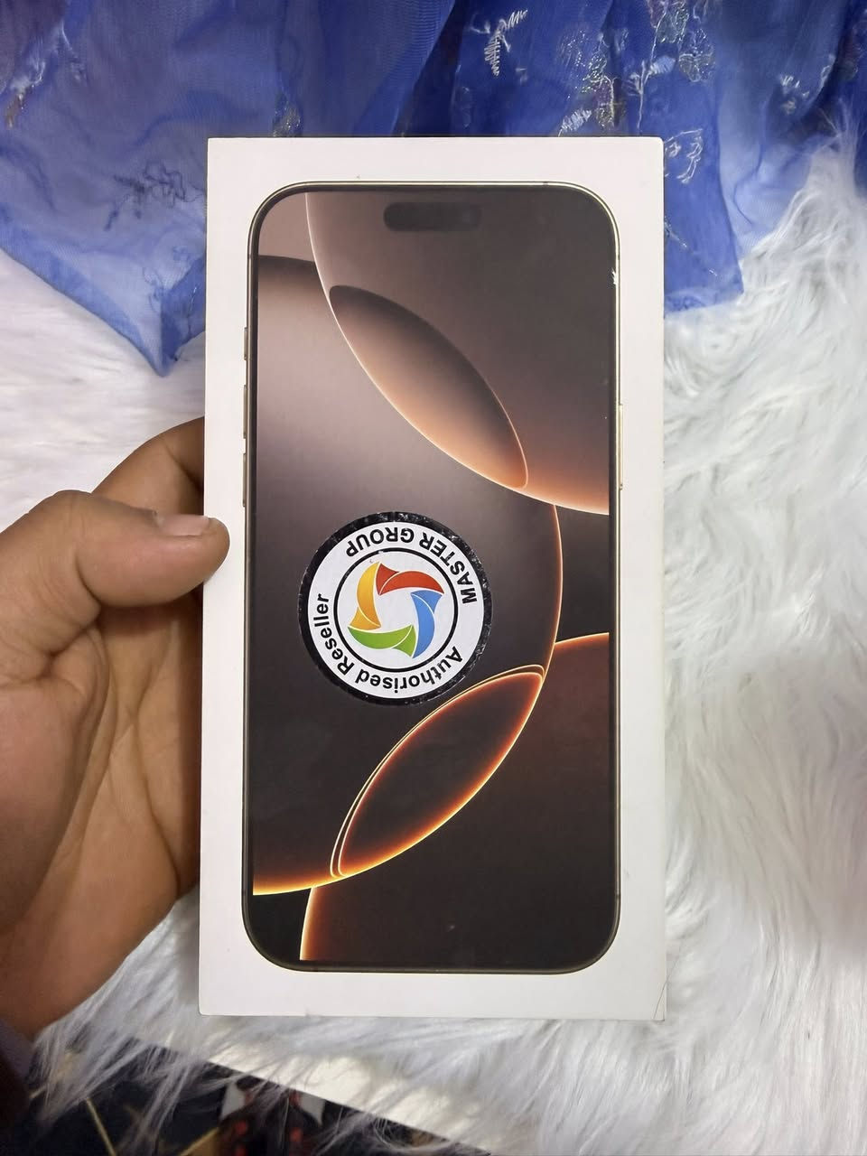 سلام عليكم ايفون 16 برو ماكس ذاكره 256بطاريه 96 الجهاز زلخ واحد مابي اصلي شرق اوسط بعده بل ضمان غراضه كامله الجهاز لك ع شرط نضيف كلش السعر 1300 اوبي مجال ***********
