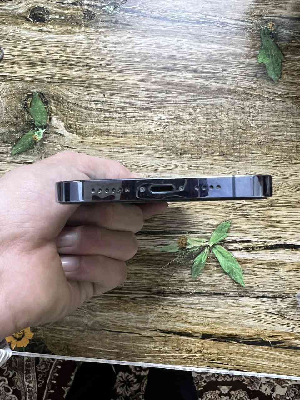 13 برو ماكس /وتر برو/ذاكره 256/بطاريه 92 ما مرفع ولا مبدل بطاريه/شخط ما مشخوط ع ايد وحده /سعر 750 وبي مجال 
***********
