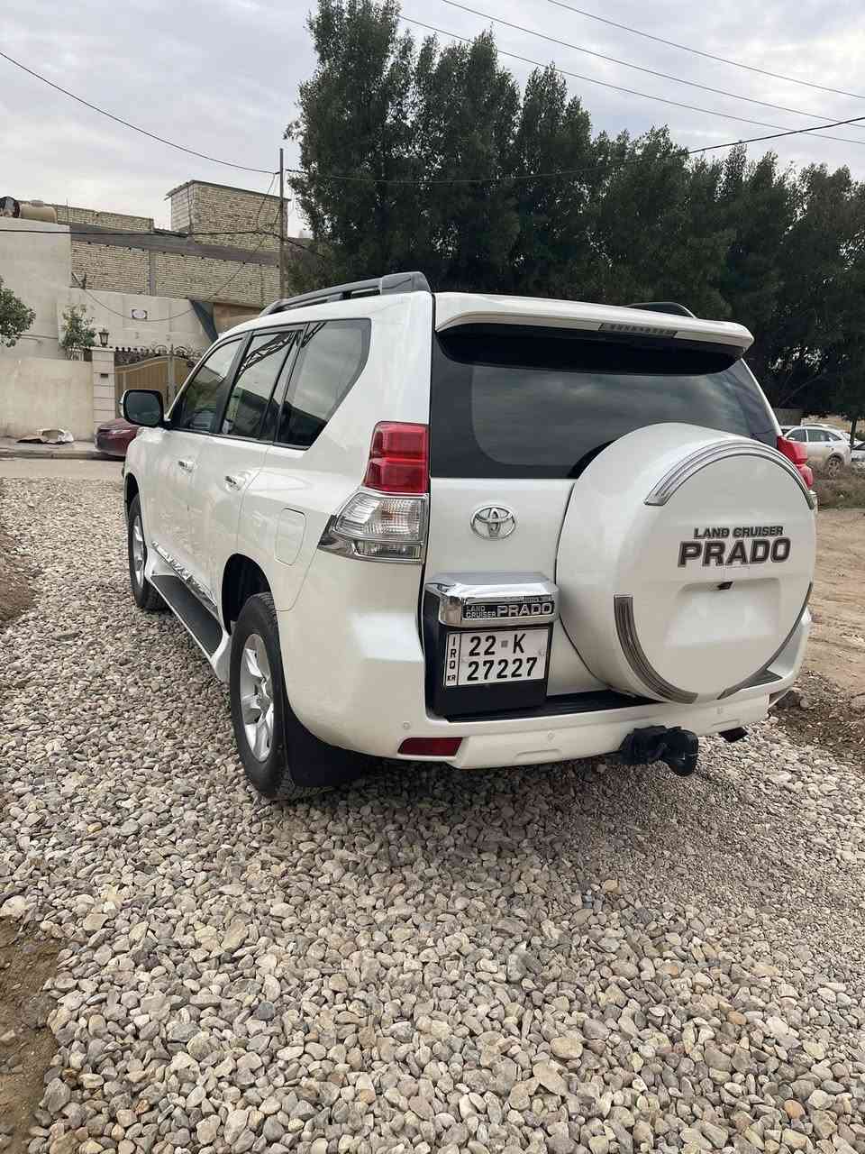 برادو موديل 2012 مكفولة   رقم أربيل الجديد  6 سلندر  السعر 280 وبيه مجال واسط الزبيدية ***********
