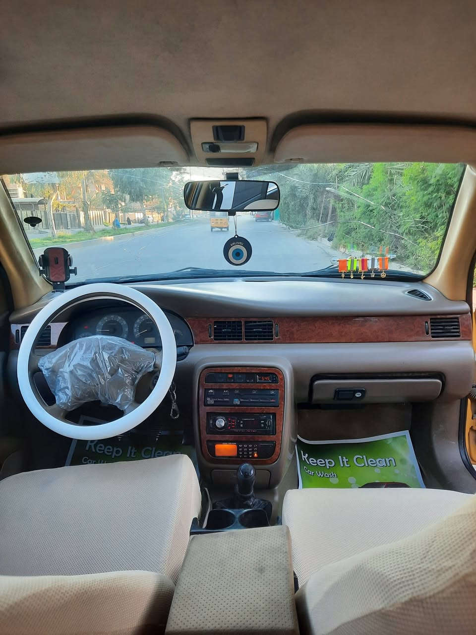 السلام عليكم للبيع سمند موديل 2010 رقم بغداد مشروع وطني تحويل مباشر ثاني يوم تتكاتب مروري تاخذها مصفرة هيئة وغرامات سنوية لغاية 27 السيارة بدون ضربة مكينة وكير مكفولات صدر خلفي أمامي باتري جديد كهربائيات كلها شغاله وبلادية بدون اي جطل التبريد منقص غاز مابي اي مشكلة اخواني الكشر بي مكانين شخوط ونصبغن على كدهن الباقي نضيف شوف العين السعر 39 مجالها شي بسيط للشراي الاتصال على ***********
