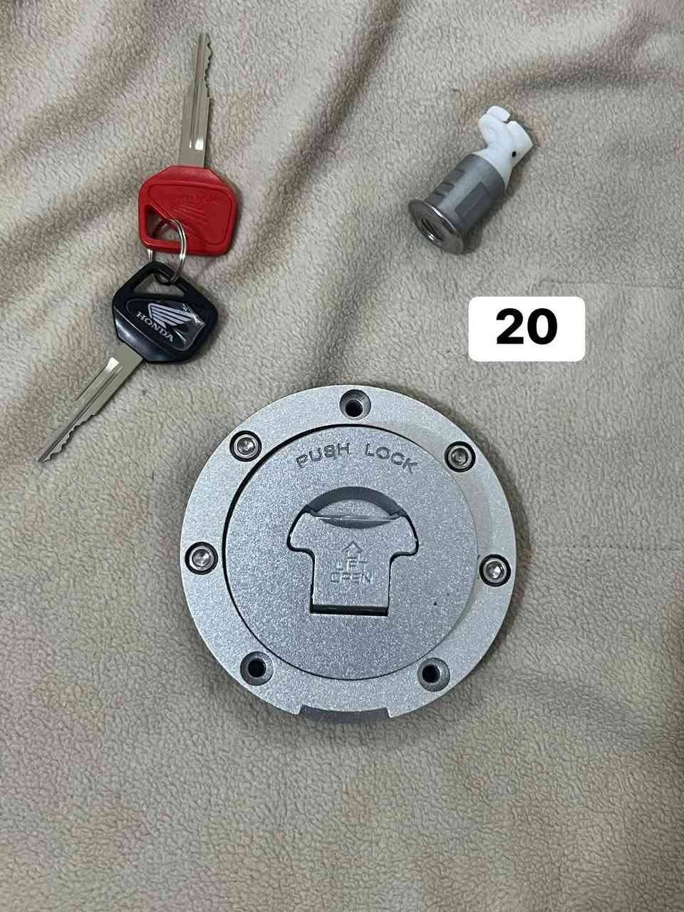 غراض دراجات
توصيل ٥ الف


**إذا كنت صاحب هذا الإعلان وتريد حذفه لأي سبب، رجاءا أرسل رسالة إلى الدعم الفني**