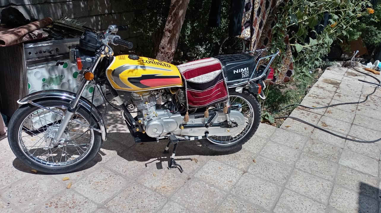 دراجة نامه موديل ٢٥ للبيع
فول نظافة محركها نظيف 125 cc الدراجة على ايدي
ما ماشي بيها قليل مابيها اي نقص 
اوراق سكنر كاملة سعرها 650 وبيها مجال بسيط 
مكاني الحمزة الغربي
المو شراي لا يتعبني رجاءاً تجي تفحص بايدك
*********** متواجد واتساب وماسنجر
