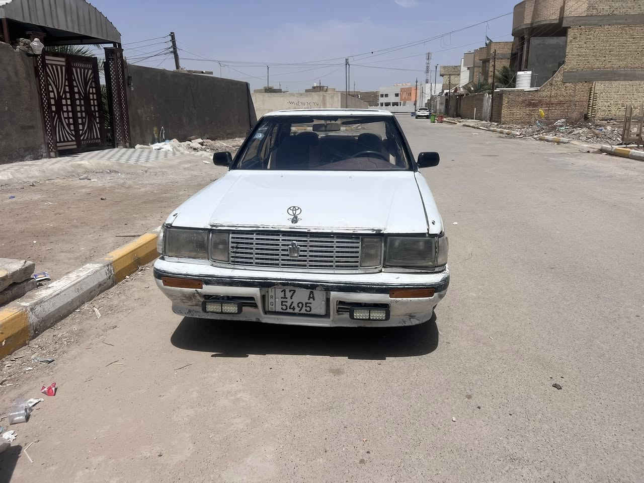 السلام عليكم سياره سيدان هارتوب سياره مكفوله من كص ونقل جثه والعيب الشرعي سياره رقم نكليزي رقم مثنى رعيه موجود تريد مداور مكينه بيه تخير سياره جاهزه مكاني ناصريه قضاه شطره سعر 17 رقم الهاتف ***********
