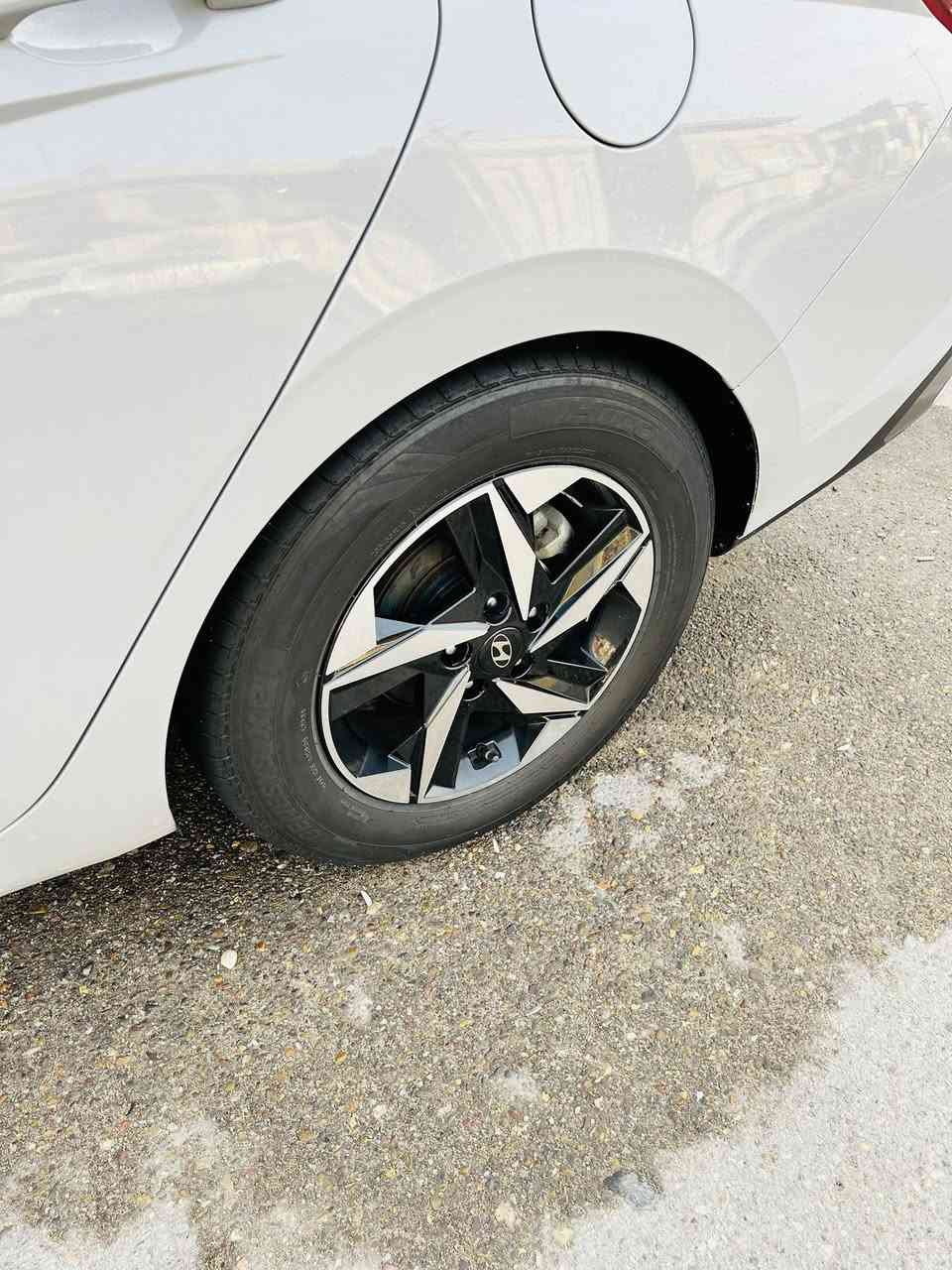 سلام وعليكم ويل كب النترا 2023 عدد 4 السعر 350الف وبيهن مجال نضافه 100/100 مكان بصره لاستفسار ***********
