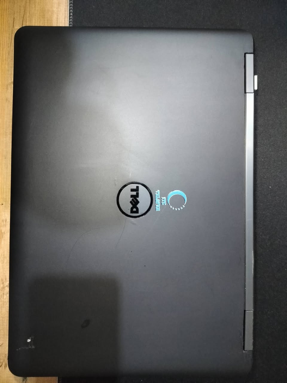 سلام عليكم بيع سريع
لابتوب bell
الموصفات ؛-
1: كارت شاشه 2 گيگا 
2: هارد 256 ssd 
3: رام 8 
4: كوراي 5i 
5: جيل الرابع 
مع تنصيب ويندوز 10 جديد 
الابتوب ميفيد للدراسه والعاب المتوسطه 
السعر :160 بيها مجال الرقم : ***********
مع هدية
