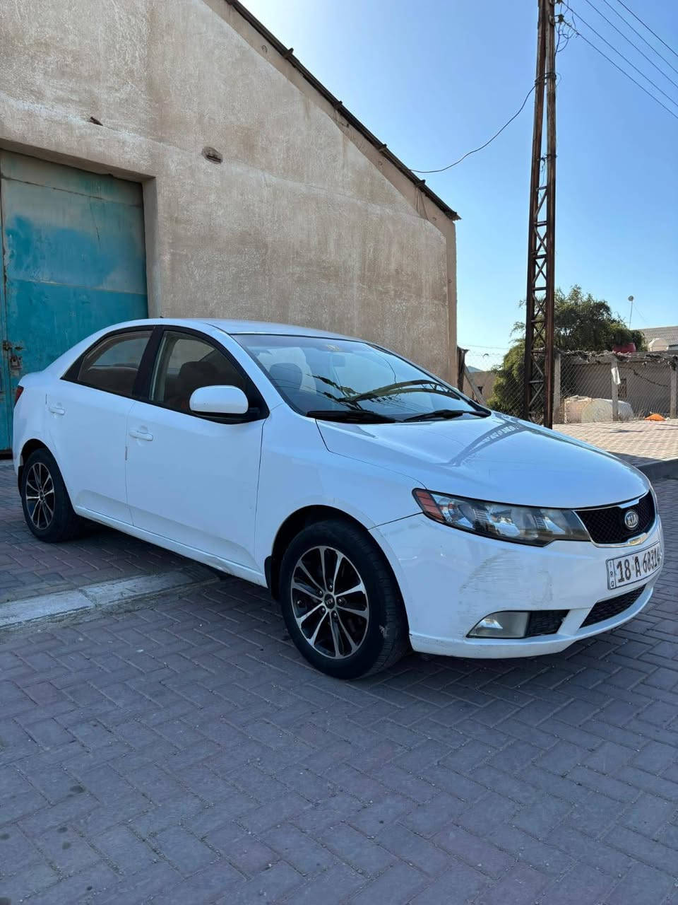 السلام عليكم سياره نوع سيراتو مديل 2012 خلجيه مكفوله كير مكينه حداد تخم تاير تبريد مكينه 1600 دوش السعر93
8  وبيها مجال بسيط  العنوان كربلاءرقم الهاتف ***********
