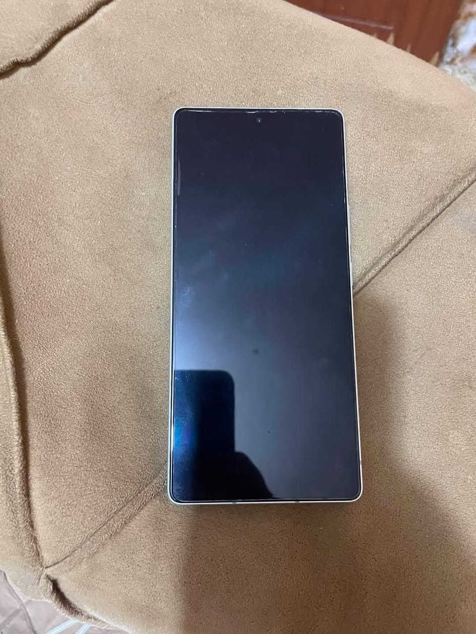 انفينكس نوت 50 برو للبيع جهاز اخو الجديد المواصفات موجودة بصور كامل الملحقات ذاكره٢٥٦   السعر ٣٠٠ وبي مجال مكاني الدورة ***********
