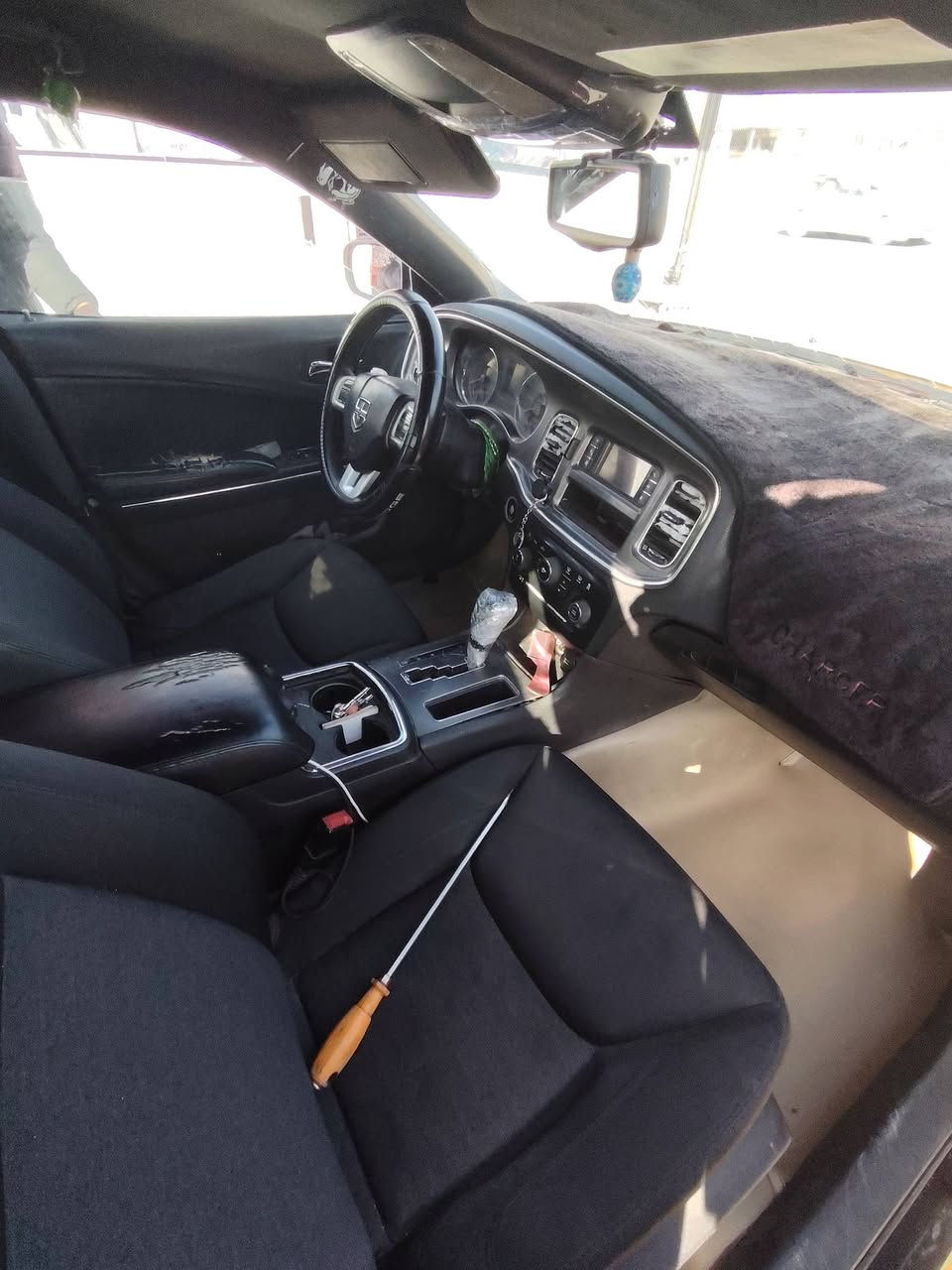 سلام عليكم جارجر 2014 للبيع رقم بغداد ضرر جاملغ وبنيد فقط سياره مكينه بالكرتون كير نضيف اكسن نضيف حداديه جديده خطه نجف ناصريه لاستفسار ***********السعر155 وبيه مجال
