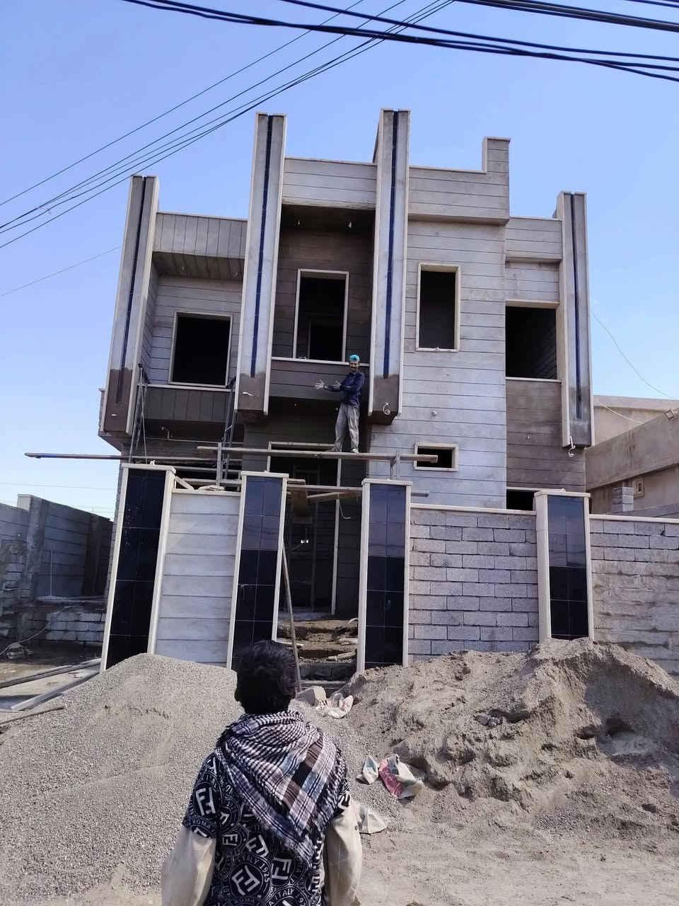 كادر لبخ سمنت متفرقين
رقم هاتف ***********
