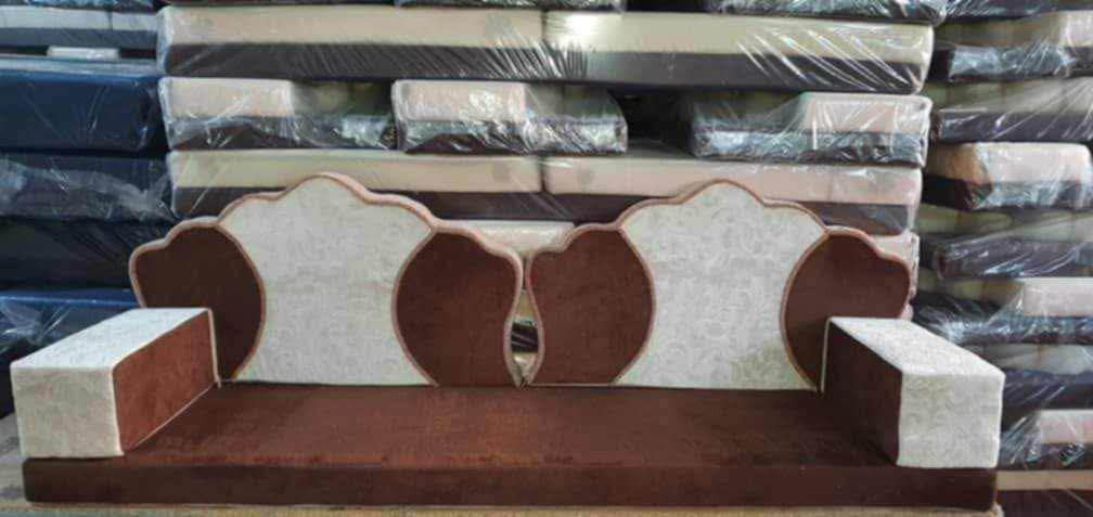 جلسه عربيه 2 مندر كل مندر طوله 2 متر مع تجوات ضهر وتجوات ايد 
للبيع *********** كربلاء, العراق
