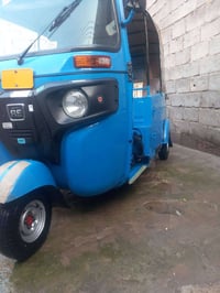 تكتك للبيع موديل 22 كفاله لستفسار يتصل على رقم  07819578290