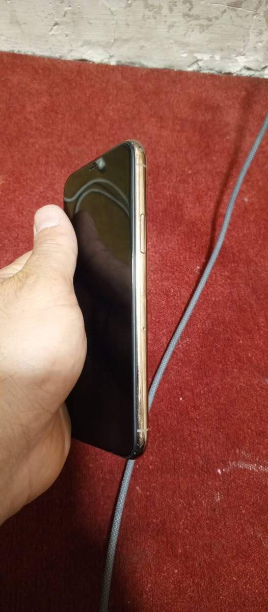ايفون 11 برو 
امبدل شاشة وبطارية فقط 
لللبيع او مراوس كلشي شغال ضمان


**إذا كنت صاحب هذا الإعلان وتريد حذفه لأي سبب، رجاءا أرسل رسالة إلى الدعم الفني**
