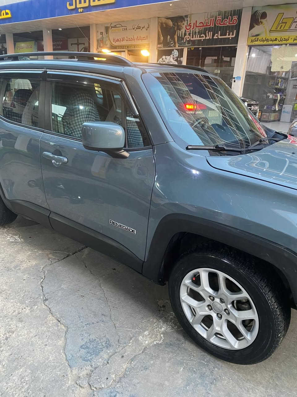 سلام عليكم جيب رنجيد موديل 18 رقم اربيل الجديد سنويه منتهيه تريد تحويل تريد وكاله سياره وارد امريكي ضربته دعاميه اماميه سياره جاهزه تبريد تدفئه بصمه سعره 125 بيه مجال حك الجيه عنوان سيارة البصرة للتواصل *********** ما متواجد على الفيس الشراي ينتصل او واتساب
