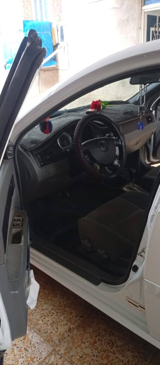 اوبترا للبيع موديل ١٣..رقم اسليمانيه سنويه جديده.صدر امامي خلفي امبدل جديد ٤,تايرات جديد راديتر او دبه الماء جديد او مغير الماء إلى ماء ملون اصلي دبلات امام امبدل جديد.سياره مال بيت برغي مابيها نقص.فقط اعندي طخه بارده بجاملخ.للاستفسار اتصل ع هذا الرقم ***********او مراسله مازنجر.سعر السياره (٩٥ورقه) او بيها مجال مكان السيارة خانقين
