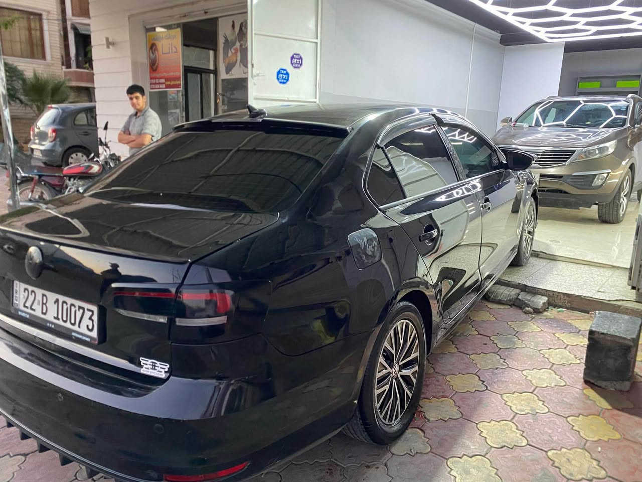 فرۆشتنی خێرا
Jetta 2015 خلیجی
مەکینە ۲٠ بێ تۆربۆ
٤جام کارەبا و ئۆتۆ
سێ گێڕ عادی ئۆتۆ سپۆڕت
شاشە و کامێرەی جیتای 2019بۆ دانراوە
گێڕ و مەکینە بەشەرت
تەحویل بڕاوە غەرامە بەشەرت
٦ـ۷ پارچەی بۆیاخە با کامل بۆیاخ ئەیفرۆشم
پێش و دوای دەعمی نیەهەموو گیانی بەشەرت
ڕەقەم و سەنەوی تازەیە
2وەرەقە غەرامی تیایە دوای معامەلە بۆت ئەگێڕمەوە
سعری ۸۹وەرەقە معامەلەیەکی زۆر زۆر کەم 
شوێن سلێمانی
 Whatsapp viber ‏0771 036 3939
0787 504 6565 السليمانية, العراق
