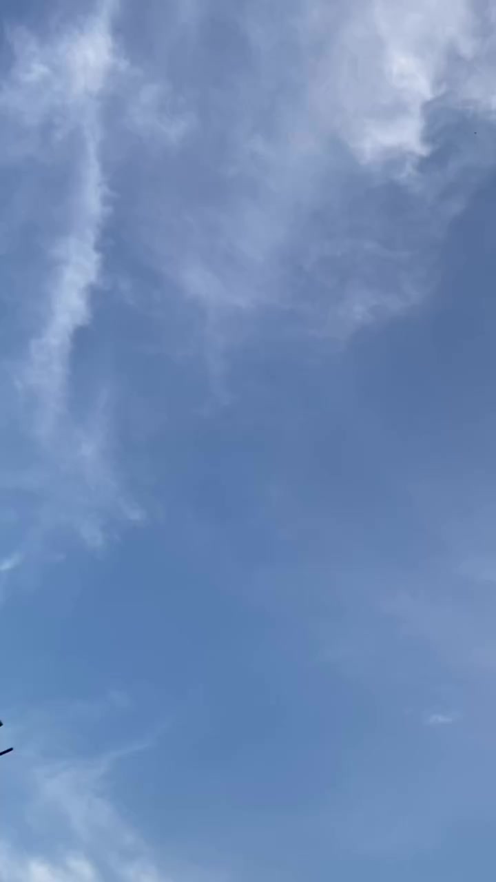 السلام عليكم
للبيع تيكو 2014 كير ميكانيكي ماشيه ٨٦ حقيقي
كروس سرعه شاشه ايباد تحكم ستيرن جهتين تدفئة كشنات سلايد روف ليد نهاري 
مابيها لاصبغ ولاضربه عدا الطخه الموضحه بالصوره وبالفيديو بالباب الخلف الصدر 
كير محرك صدر خير من الله 
تبريد تدفئه عدة الشركه موجوده 
دواخل وضع شركه 
سعرها 80  رقم بغداد دولي سنويه 2030 هزه جديده باسمي 
مكانها حي الجامعه


**إذا كنت صاحب هذا الإعلان وتريد حذفه لأي سبب، رجاءا أرسل رسالة إلى الدعم الفني**