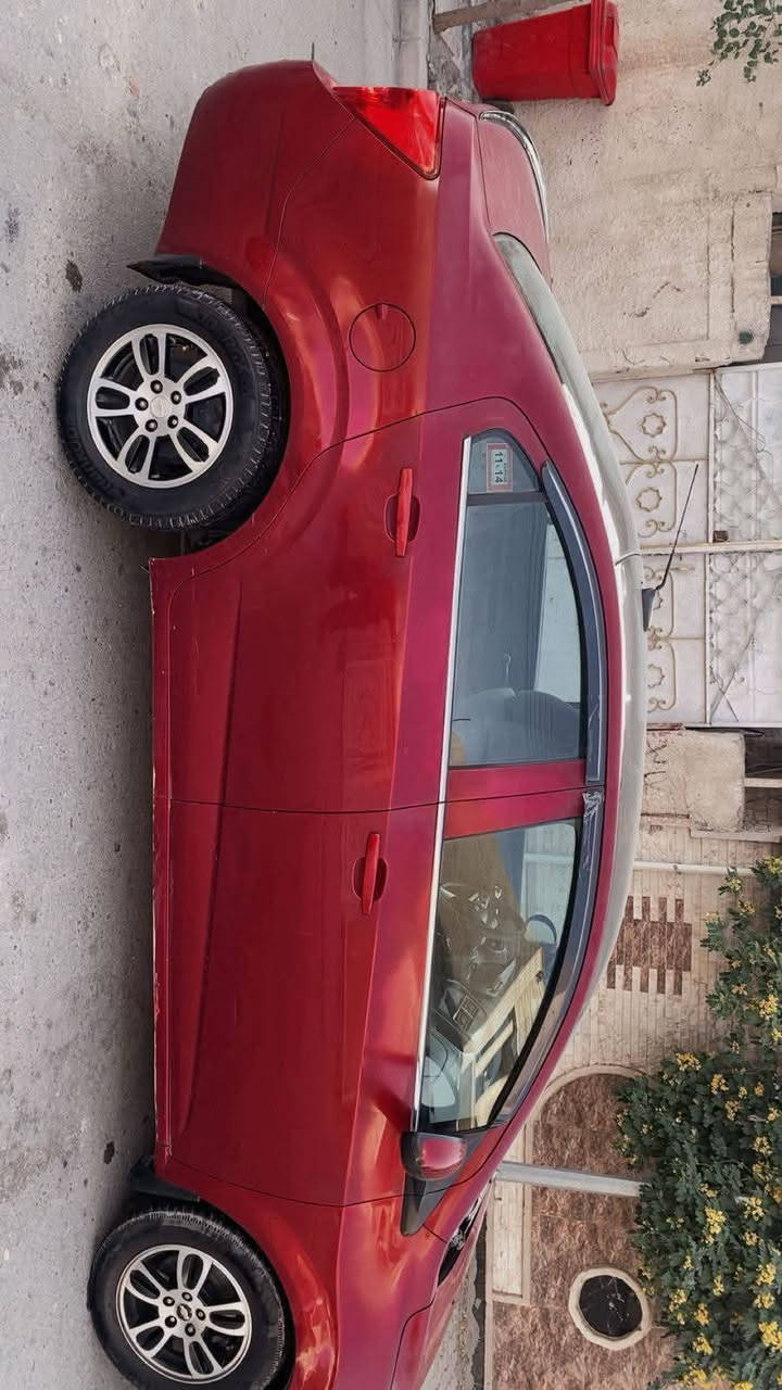 سلام عليكم 
سياره شوفر ليت سونك
جاهزه من كلشي كبل للشارع
ببهة جراد لون 
سعر 60وبيهة مجال
بيهة ضربه موضع بل صوره مال وارد
سنويه 29
رقم علئ واتساب 
***********
