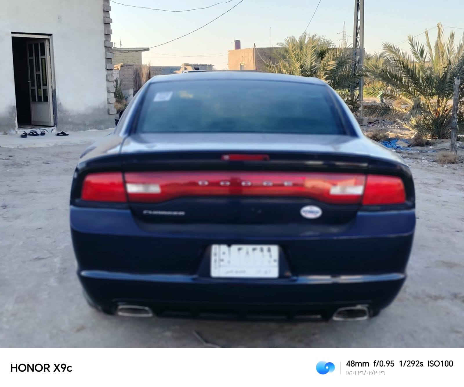 سلام عليكم للبيع جارجر 2013 وارد امريكي رقم ذي قار الدولي مكان السياره الناصريه اسعر 138 اي***********
