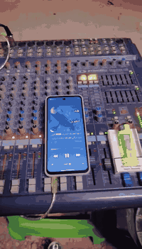 عرسك بابك بالحديقه بقاعه يمنه لا تحتار حفلاتك دي جي  فنانين هندسه صوت كله يمنه موجود وبسعر مناسب *********** انت قرر والباقي علينه 💗🤘
