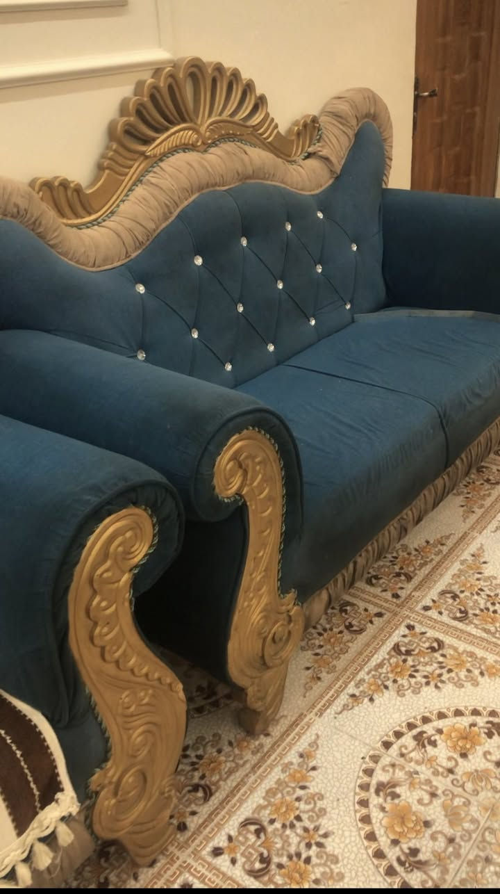 السعر 600 العنوان الدورة ابو دشير
***********
