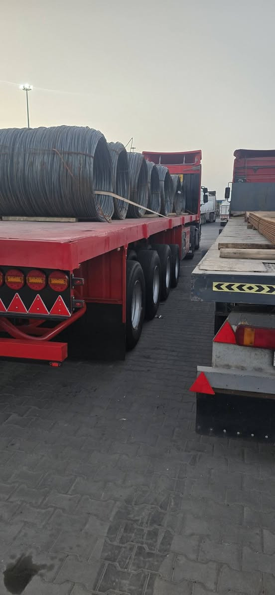 للبيع عربانه حداديه شاصي 16اربع دناكير 14صيني طول 13و60تايرات نص عمر  سعر130لاستفسار***********
