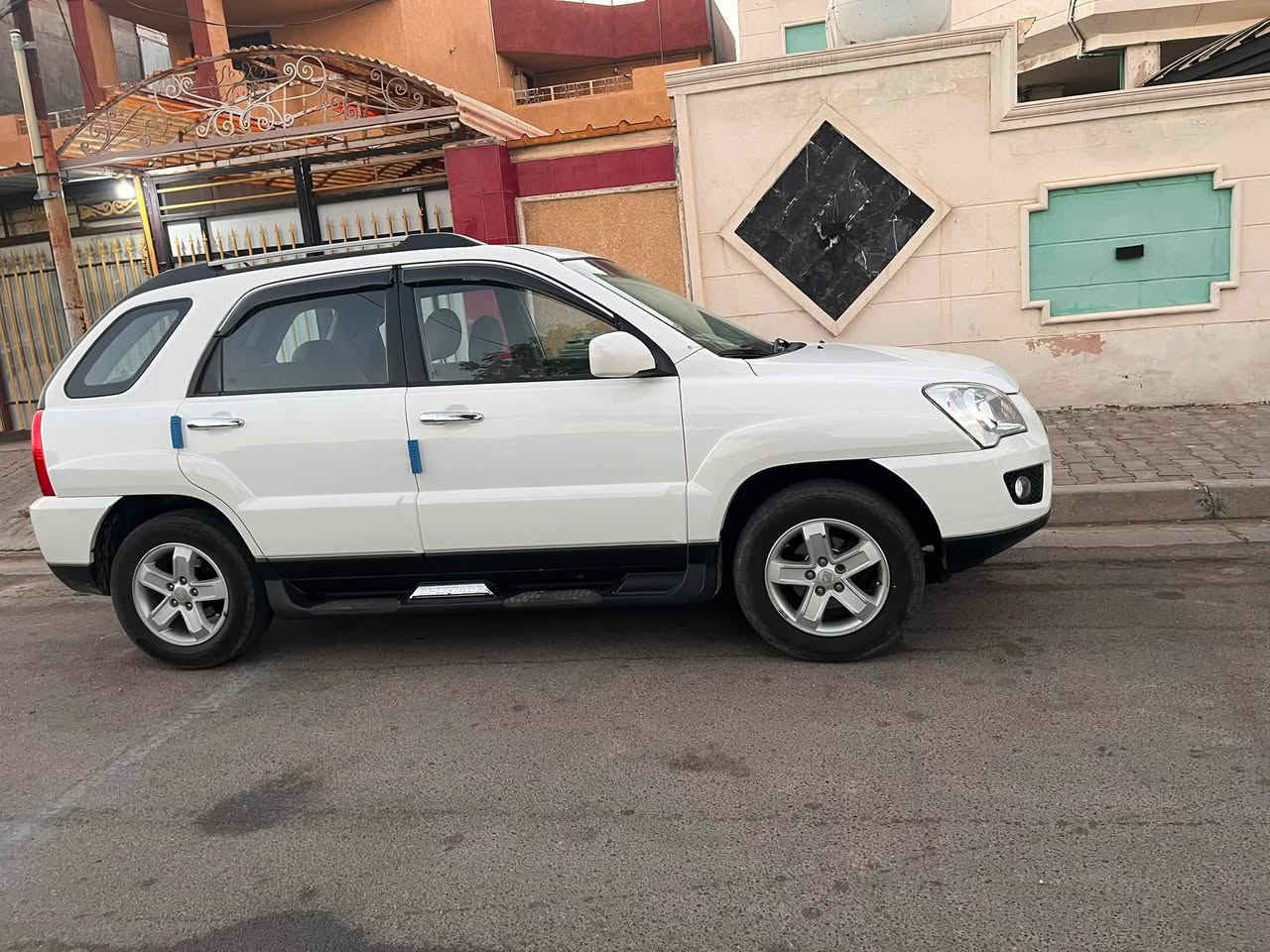 السلام عليكم ..
كيا سبورتج 2009 خليجي داخل بيجي صاج د مكفول من الصبغ فقط بارد صغير بخشم الجاملغ سيارة نظيفة جدا ماشية 137 الف حقيقي ياشر كلوب بالدشبول عند سرعة 120 كتلوك الشركة بيها رقم بغداد انكليزي السعر 123$

مكان بغداد المحمودية 

***********

***********
