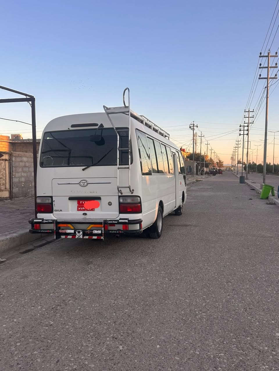 السلام عليكم موديل 15جاهزه 
رقم شمالي سنويه ل27

كشن ستاركس 

تلبيسه 

وركه أظافيه 

تاتفئه 

تبريد محور ودامه عامه فانات خارجيه وداخليه وكمبريسر جديد 

تخم تاير برجستون 

اربع وياله فاتحه صار 20يوم 

مكينه صار 20 يوم من فاتحها تجفيت عام 

اكسن جديد مبدله 

صدر 80 بالميه 

بيها صبغ من الدبل الصفه الطويله لالصندوك عندي مقطع كامل بالتفاصيل 

السعر 335 وبيها مجال

 

***********
