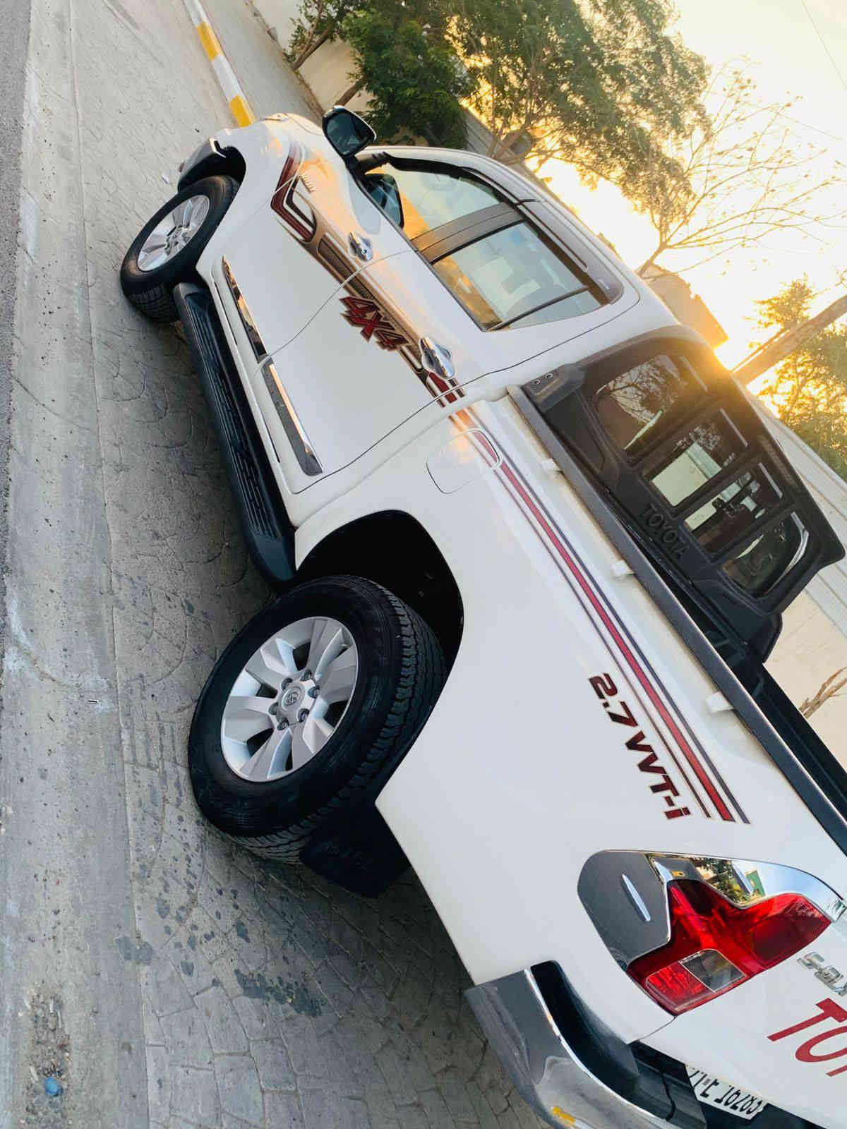 سلام عليكم بيكم هايلوكس لبيع
موديل (20) مكفوله من التبديل والصبغ فقط 
ماشيه «112» فور ويل ساز 
رقم السليمانيه ﴿21﴾ بأسم عربي بغداد 
سنويه لغايه 2030 + هزه نهايت 2026
بيه بس بنيد مفتوح براغي فقط 
كير اوتماتيك +تبريد قطعتين 
شاشه كبيره + اشاير بلمري 
تحكم  ستيرن جهتين 
درع امام ± هوك خلفي 
كامره خلفيه +6 سماعات
مكان سياره بغداد سعر$ ﴿﴿ 288﴾﴾ بيه مجال قليل 
هاتف ☎️(***********) بيه سونار المدلاوي
