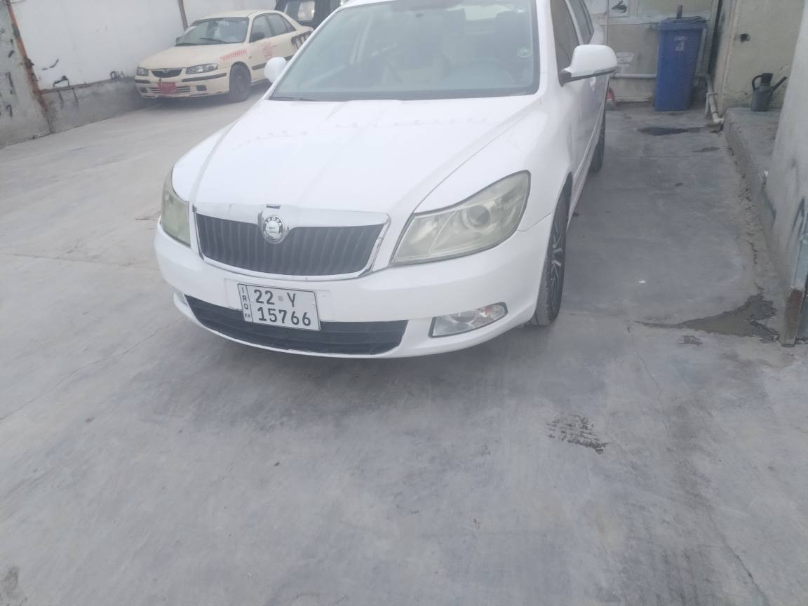 سكؤده مؤديل2013كئر عادي
مه كينه 16 ي بيلاد بي تؤربؤ
زينكه و سه نه وي نويه تاكو2030
گئرو مه كينه ته بريد له سلوري به شه رت
توندو توله به شه رت
جوار تايه و ويلي نوي له بنه
شوين. هه ولير
سعري 65 وه رقه مامله
وه كاله و به ناوكردن به شه رت
***********
