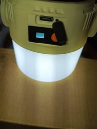 لايتات جدد طاقه شمسيه بيهن منفذ يشحن جهاز التلفون بيهن عده الوان سعر ا...