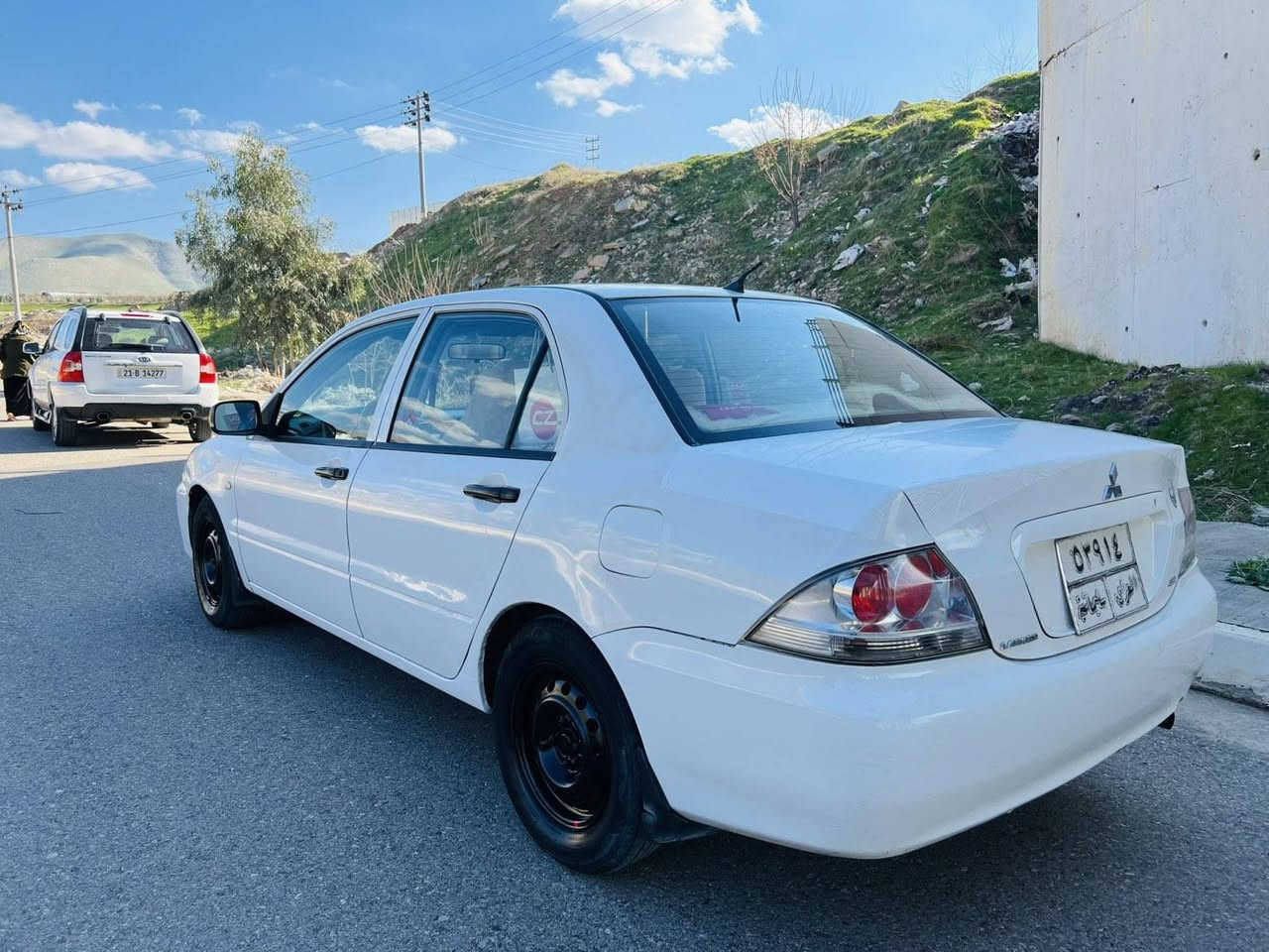 لانسەری سپی بەفری زۆرجوان،2007
بێ بۆیاخ،گێڕئۆتۆماتیک،مەکینەگەورە
جام کارەبا،ئاوێنەکارەبا،سەنەوی تەواوبووە
تەحویل،غەرامە،وەکالەت،بەشەرت
تەبریدوکارەبایی زۆرمەزبووت
تایەی تازە،گێڕومەکینەی بەشەرتی فیتەر
نرخ،،68$قفڵ***********
***********،هەڵەبجەی شەهید حلبجة, السليمانية
