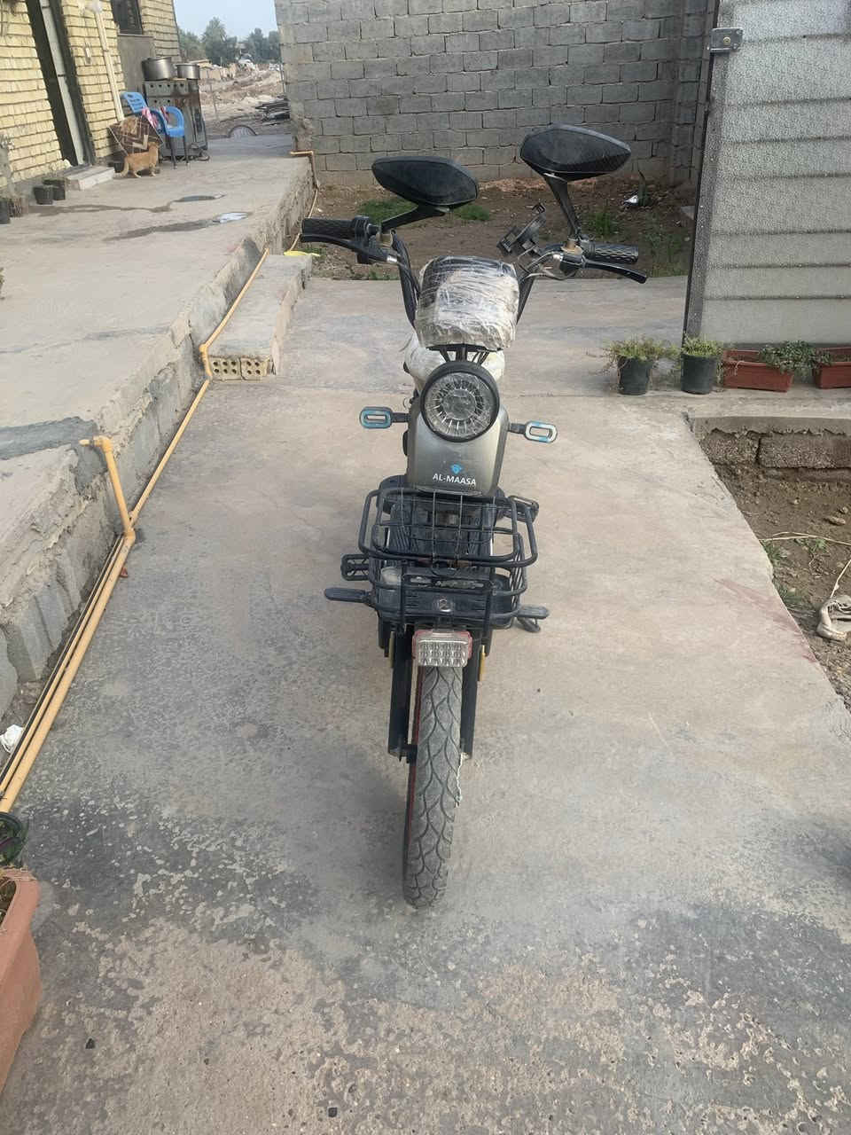 دراجة شحن نظيفة للبيع حجم 20 خمس بطاريات ما بيها اي نقص بصمتين وانذار ضد السرقة ولايت عالي وناصي ولايت قوي السعر 400 وبيها مجال قليل للاستفسار مراسلتي خاص


**إذا كنت صاحب هذا الإعلان وتريد حذفه لأي سبب، رجاءا أرسل رسالة إلى الدعم الفني**