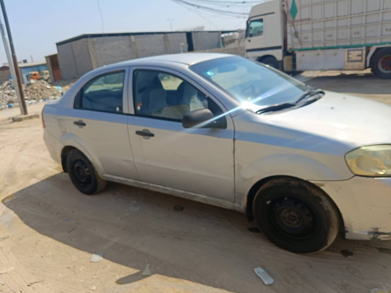 افيو موديل 2007 خليجي مابيها ضربه قويه ولا تبديل بيه صبغ بل جاملغ الخلفي بدون ضربه مكينه كير حداديه جديد تبريد ثلج تخم ياير سياره جاهزه 
$سنويه 2028. سعره 48 بلنجف فقط بيع بس شراي يتصل رجآ ***********
