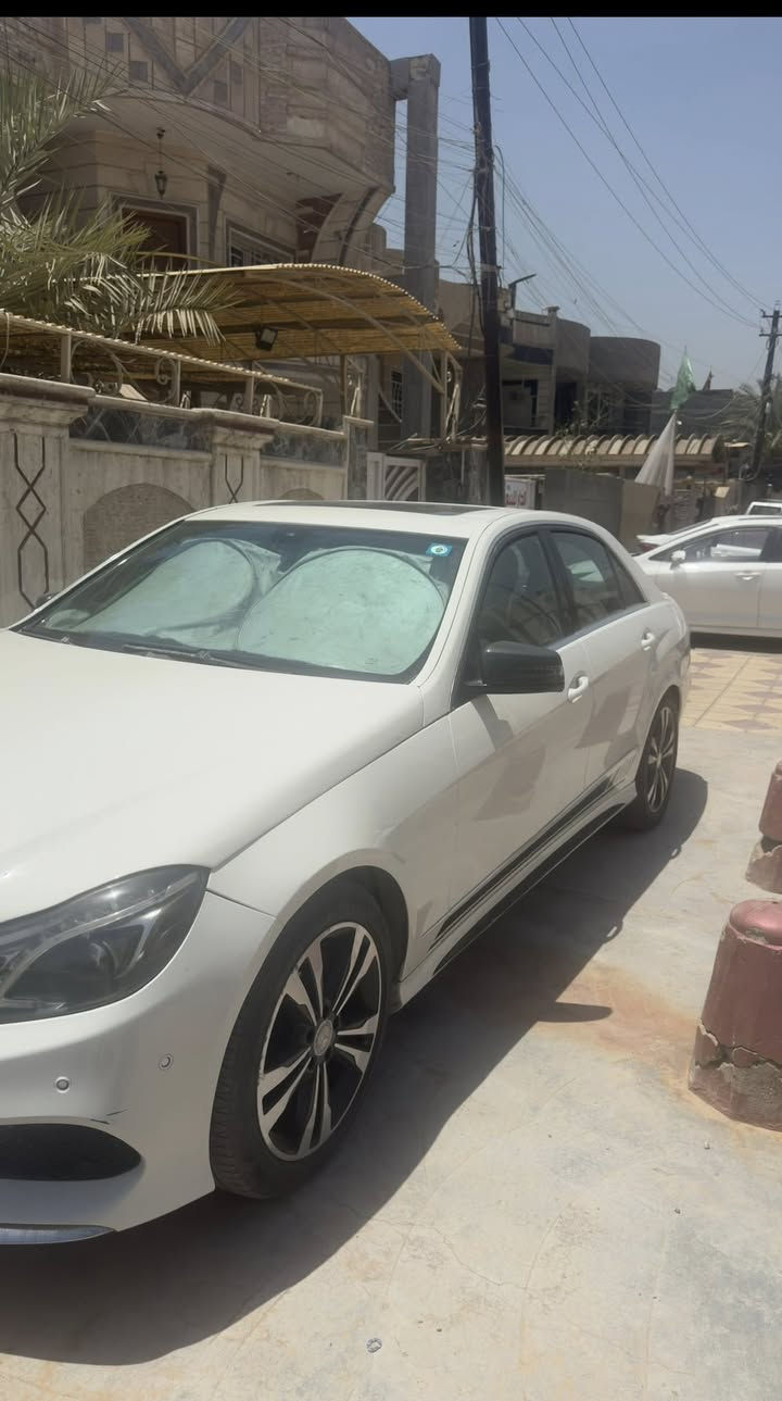 سلام عليكم 
من رخصه الادمن 

مارسدس w212 
2011
محدث 16 تحديث بدون ضربه 
وارد امريكي حادث جاملغ خلفي 
محرك 6 المرغوب ابو العقل الفوك 
فول مواصفات للاخير 
تدفئه تبريد تحكم كشنات تدفئه بالكشنات 
شادلها شاشه اندرويد وكاربلي بلادي
منضومه مي و بانزين جدد 
رقم بغداد بسمي 
دعاميه خلفيه ودفيوزر ودوس 63 AMG 
السعر 136 
مكانها بغداد مشتل 
***********
