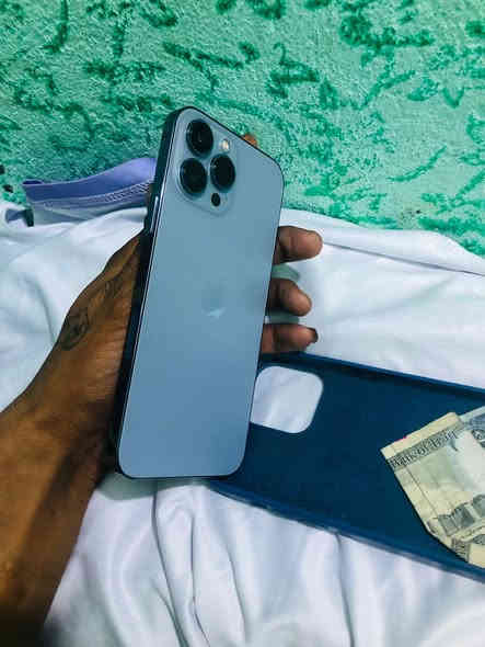 13برو ماكس اخو جديد زلغ ما مزلوغ ذ256 بطاريه93عنواني بغداد جسر ديالى القديم مال الزعفرانيه 
سعره775وبي مجال بصيط
‏***********
