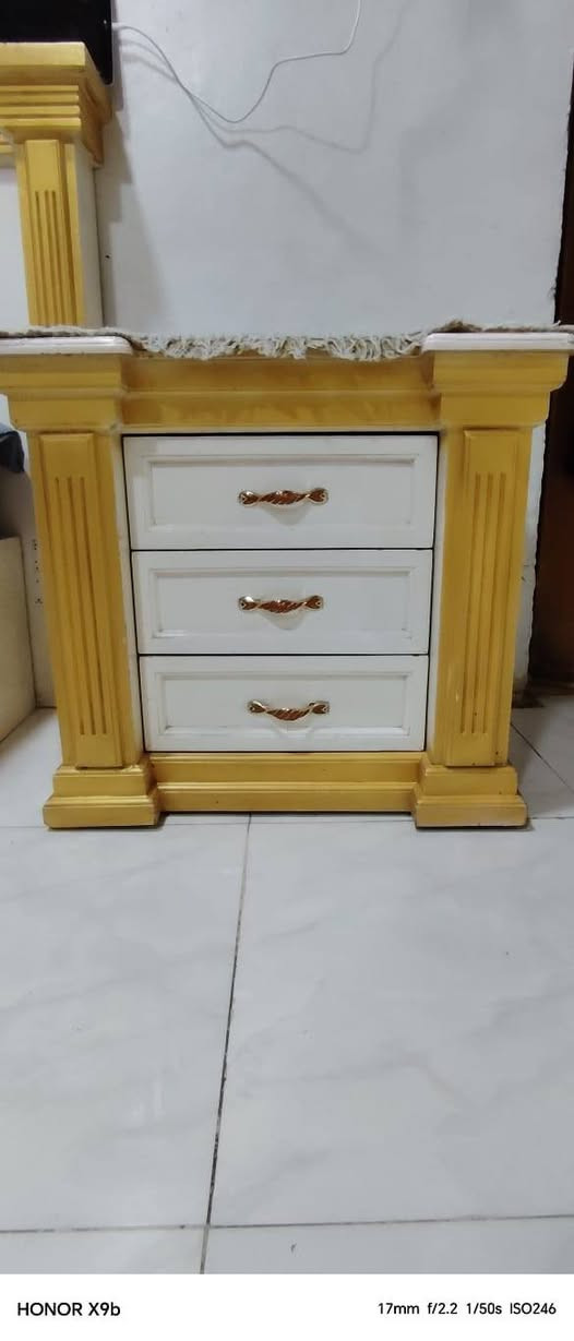 غرفه نوم كويتي مستعمل السعرها 750000الف البصرة الزبير للستفسار ***********
