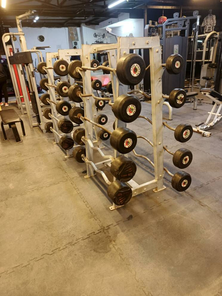 شفتها الزيت وعدل للبيع 20 شفت وحمالاتهم***********
