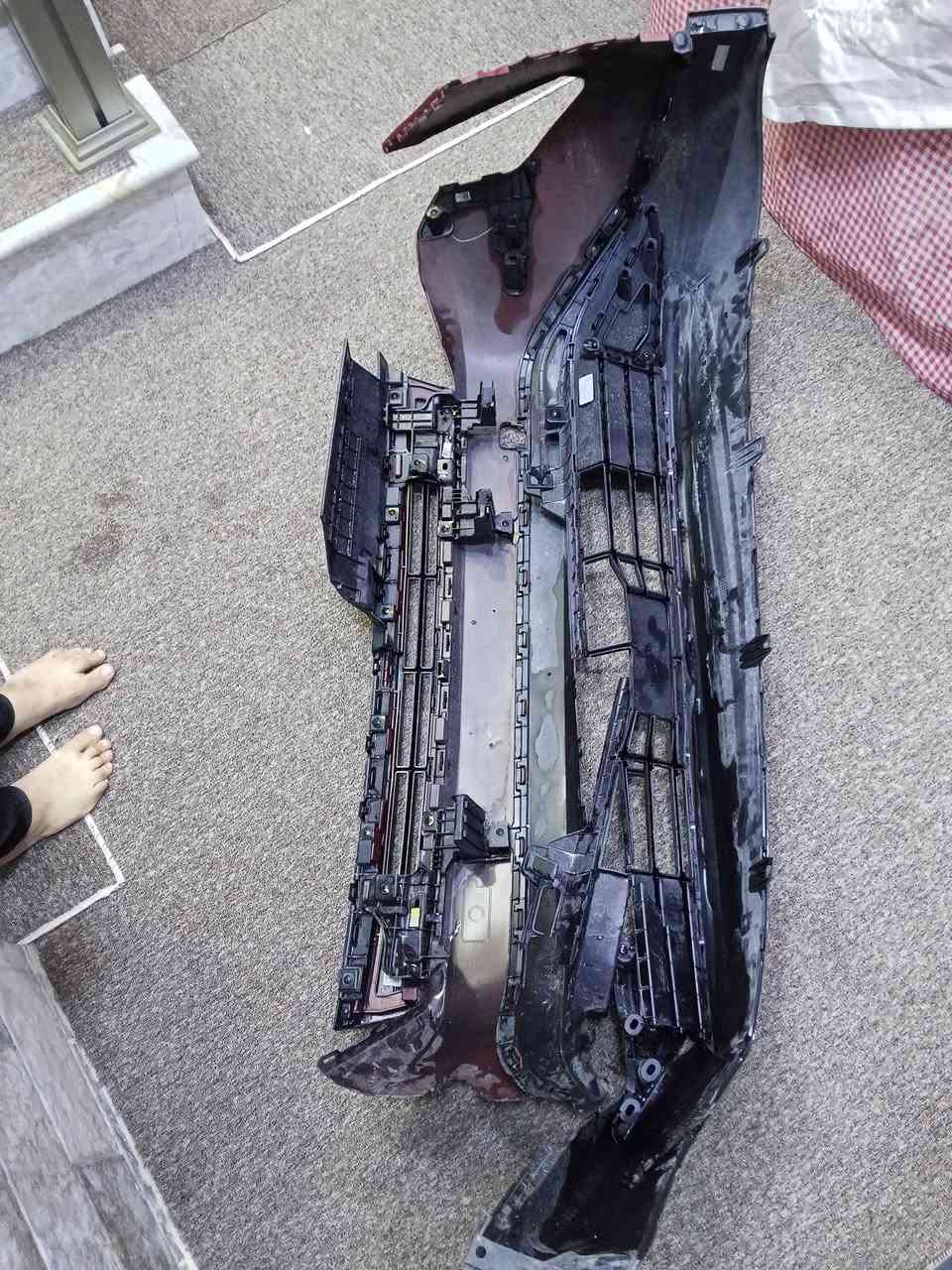 دعاميه k4شباك سليم واللحيه الجوه سليمة بيه عواج بس الكسر بالعظم وشباك الرادار  ..ربع العظمى مفقود
***********
