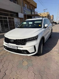 سورنتو 21 خليجي مكفوله ماشيه 128 الف رقم بغداد بسمي السعر 255$ 0780189...